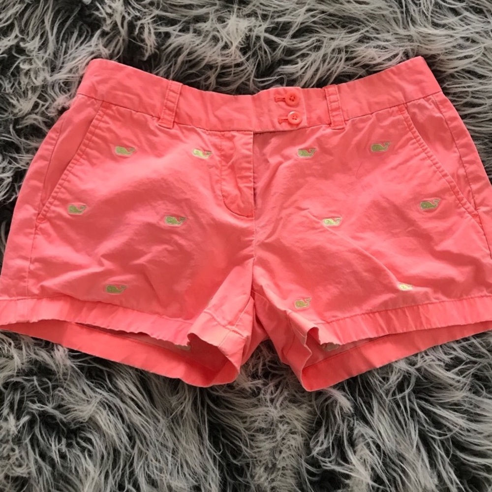 Vineyard Vines shorts